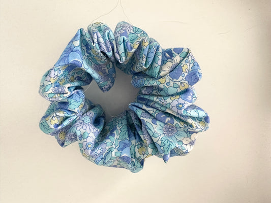 Cyrus Scrunchie